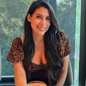 Meet your Posher, Marcela